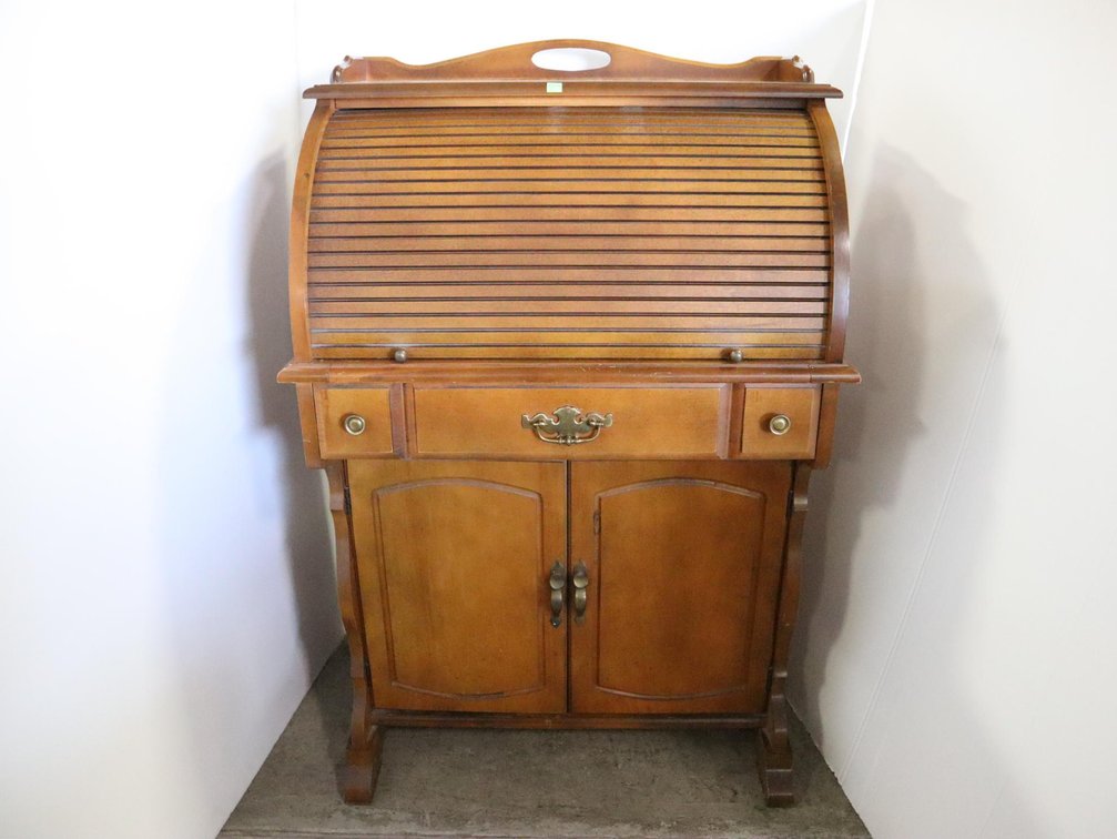 Small Roll Top Desk
