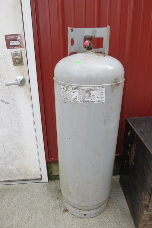 100 Lb Propane Tank