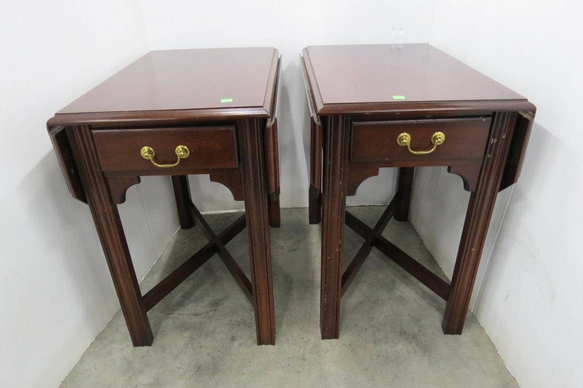 Pair of Drop Leaf Side Tables