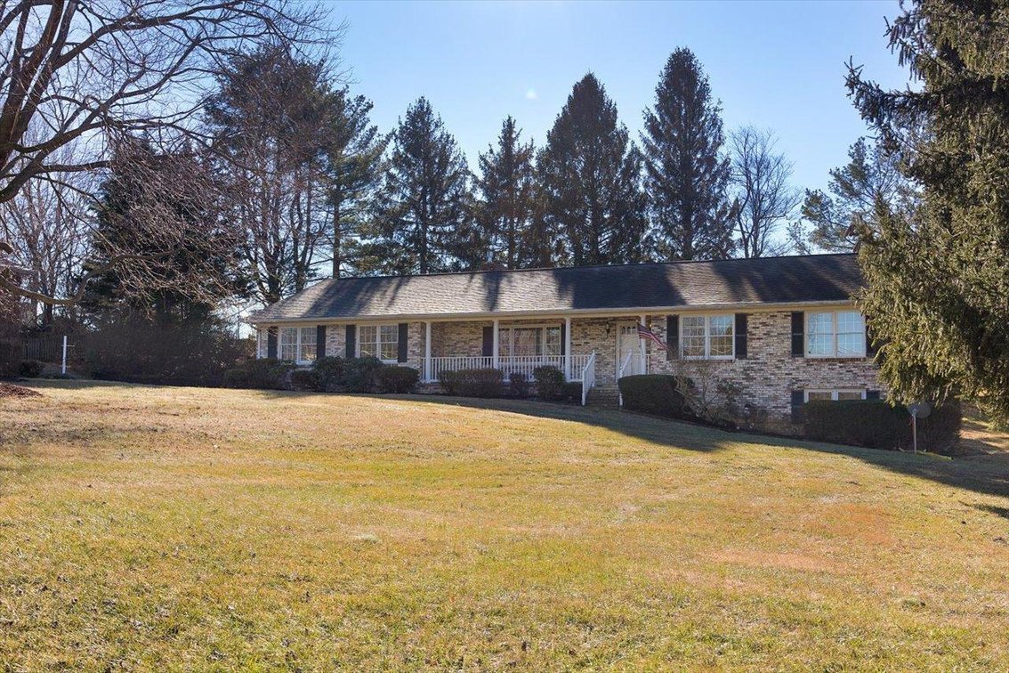 Image for Brick Ranch Home in Waynesboro