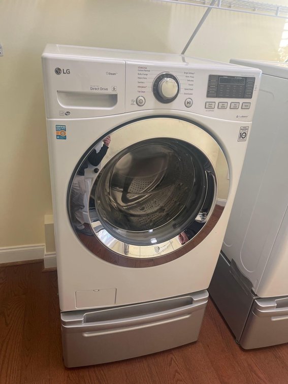 LG Steam Washer with Pedestal Stand