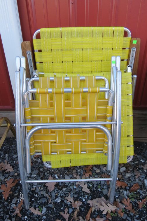 Pair of Folding Lawn Chairs