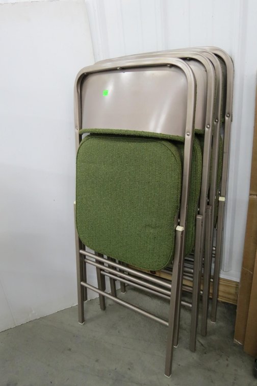4 Folding Chairs