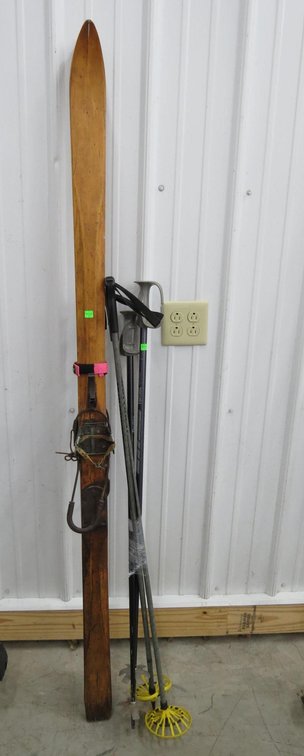 Antique Snow Skis