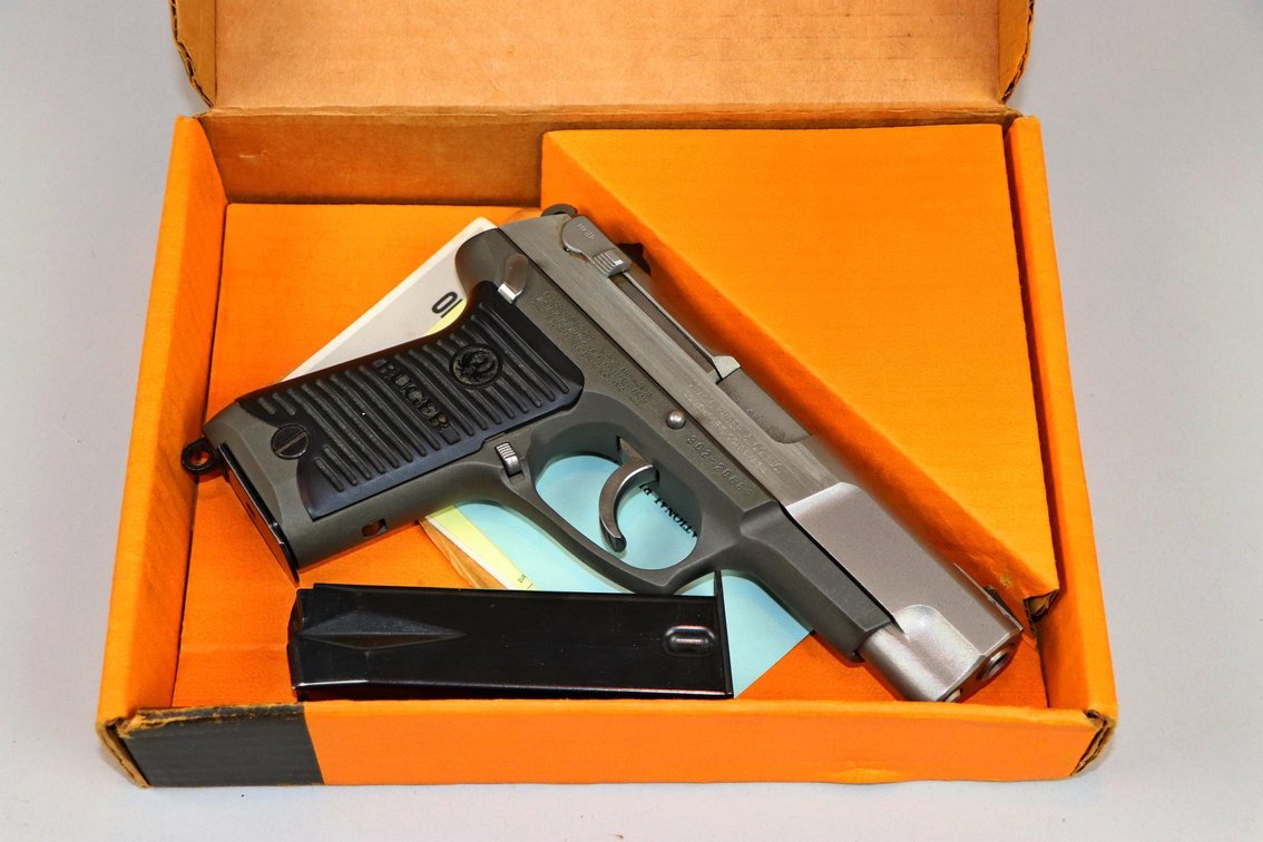 RUGER P-85 9MM