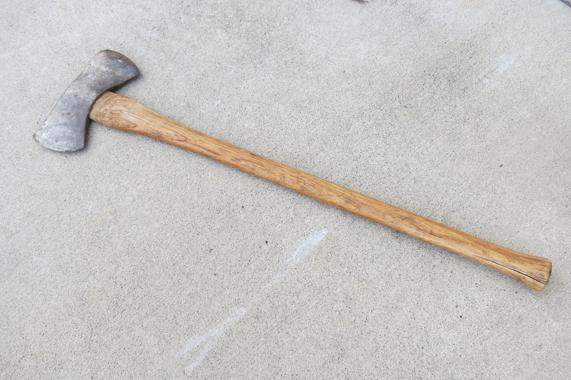 Plumb Double-Sided Ax