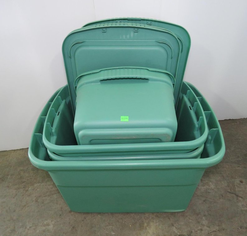 Plastic Storage Totes