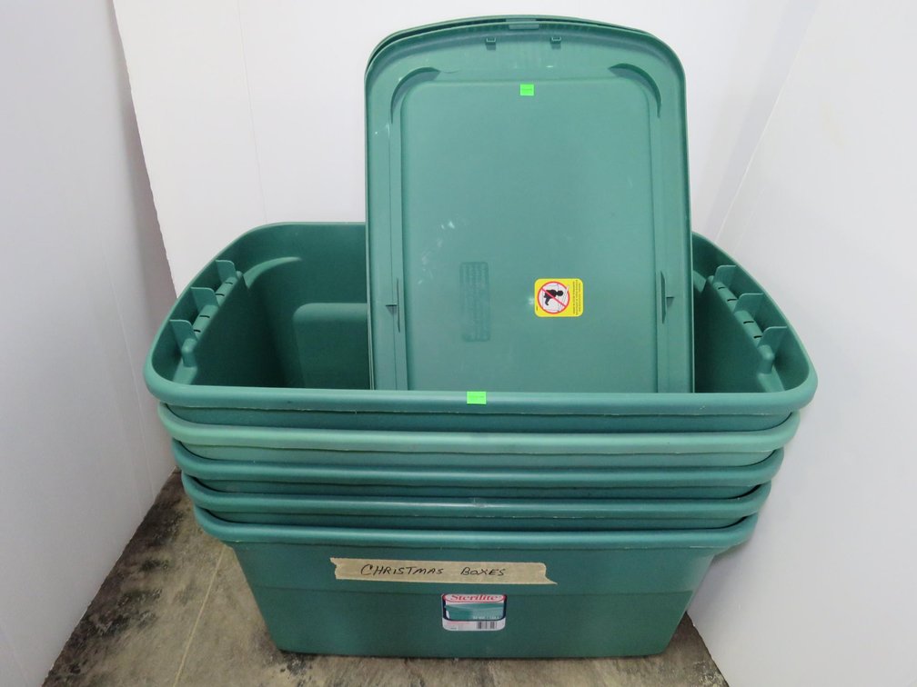 Plastic Storage Totes