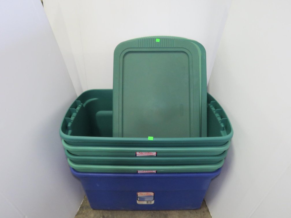 Plastic Storage Totes