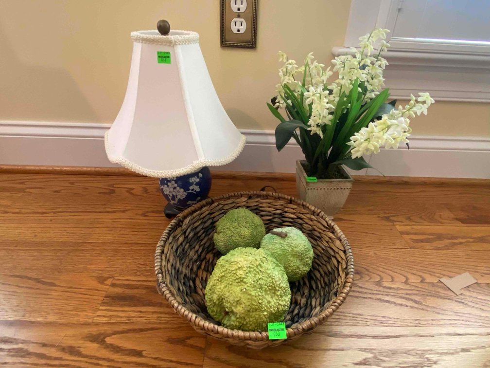 Artificial Plants, Basket, Lamp
