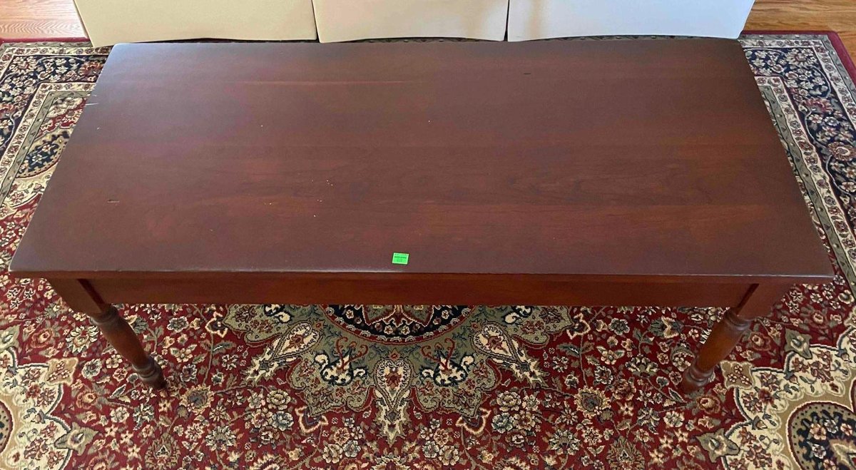 Coffee Table With Drawer, 19"x42"