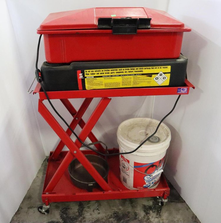 Bench Top Parts Cleaner On Collapsible Cart