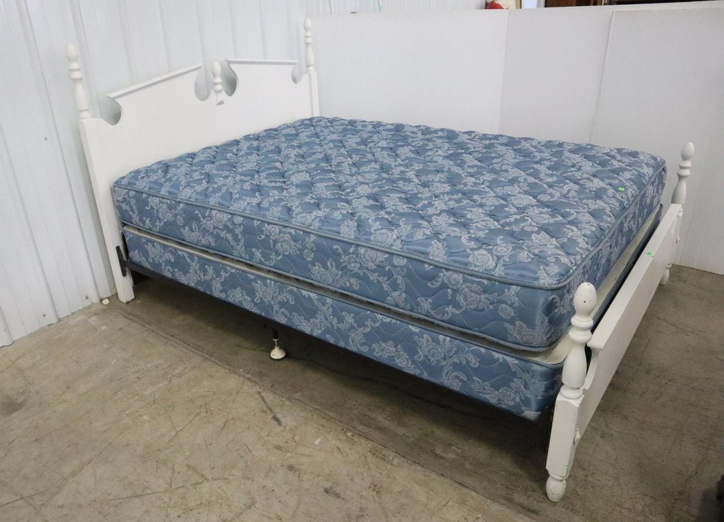 Queen Size Bed Frame With Boxspring and Mattress