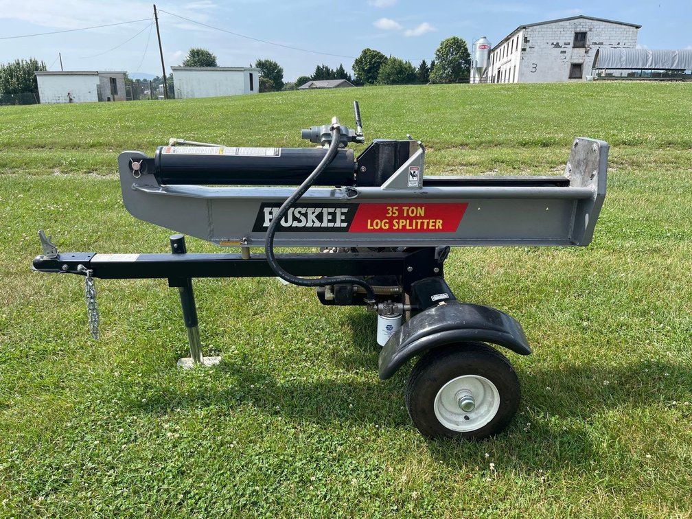 Huskee 35 Ton Log Splitter, Working Condition