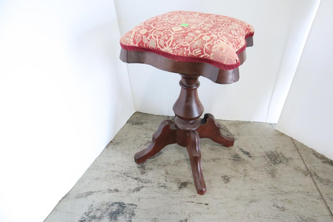 Stool