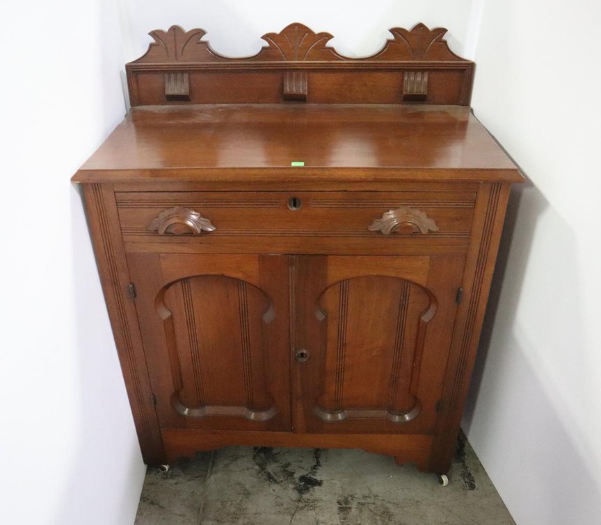 Washstand 