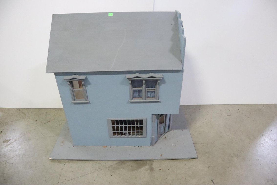 Wood Dollhouse