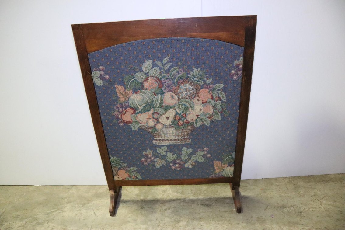 Upholstered Fruit Basket Screen