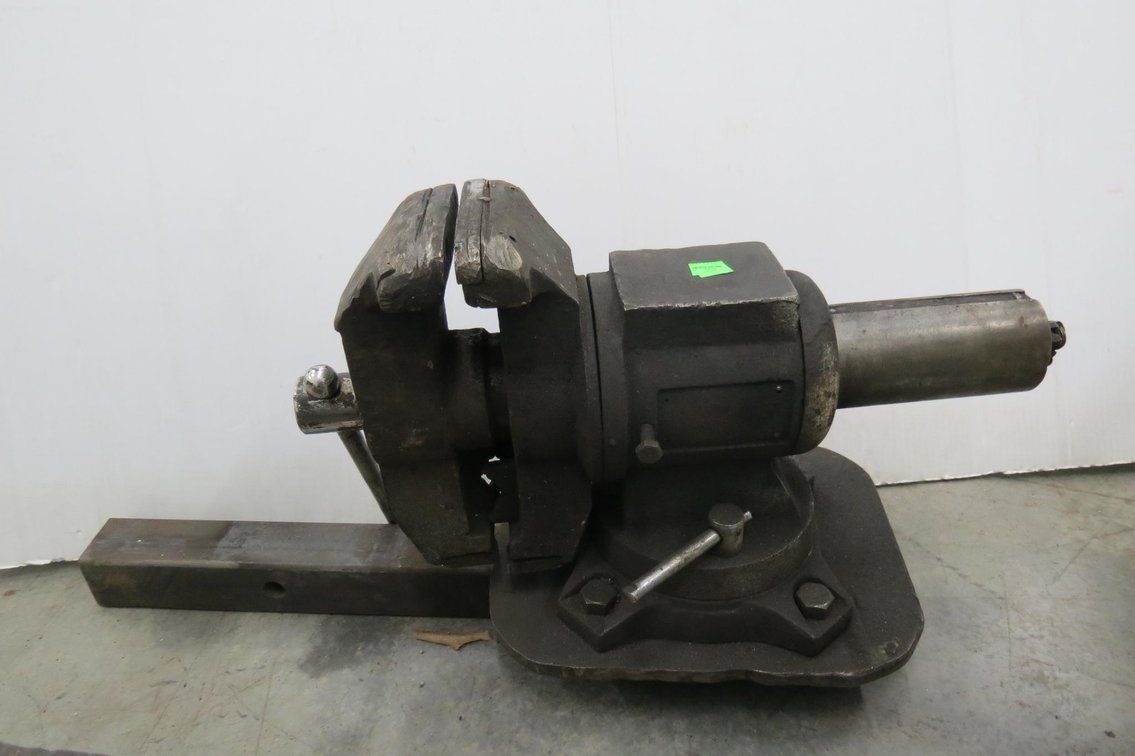 Large Bench Vise