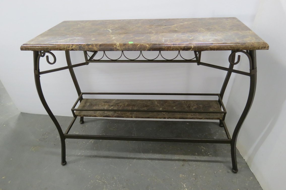 Serving Table