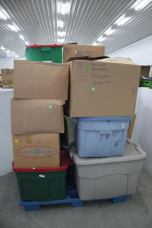 Pallet Lot of Household Items