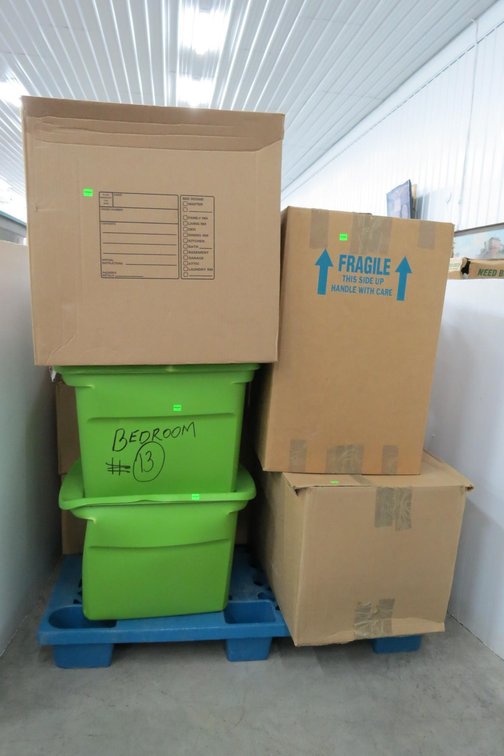 Pallet Lot of Household Items