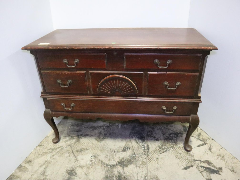 Caswell Runyan Cedar Chest