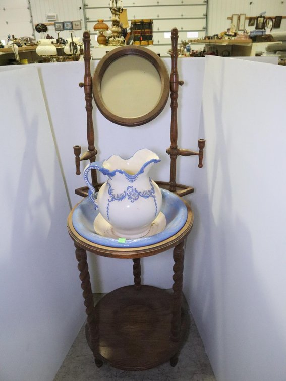 Washbowl and Pitcher Stand With Washbowl