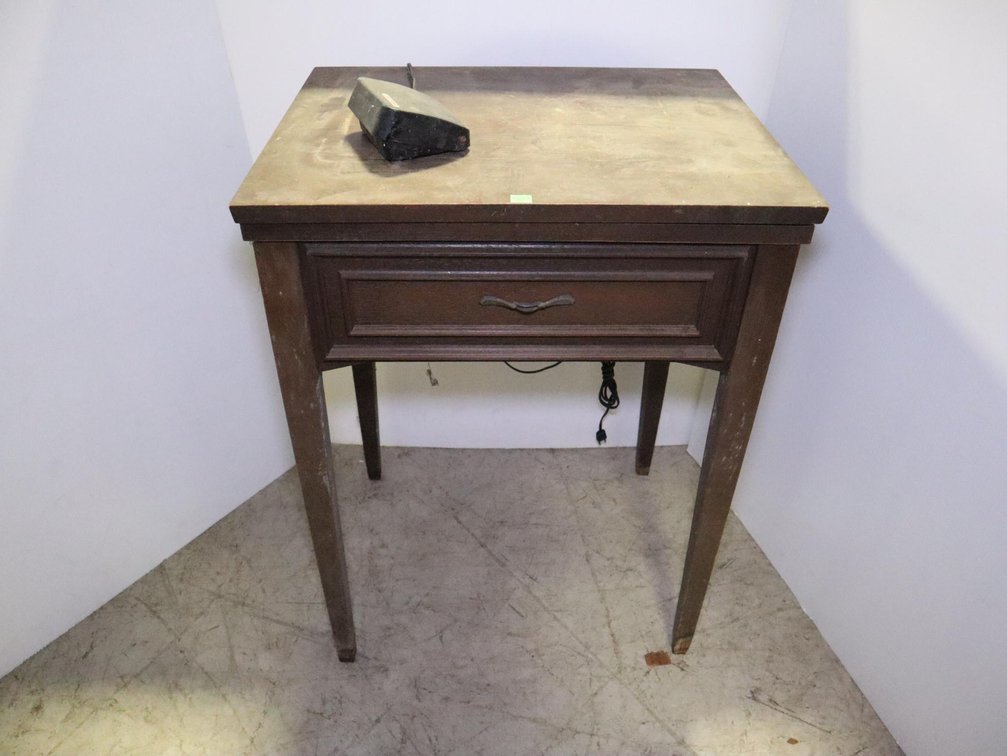 Kenmore Sewing Cabinet With Kenmore Sewing Machine