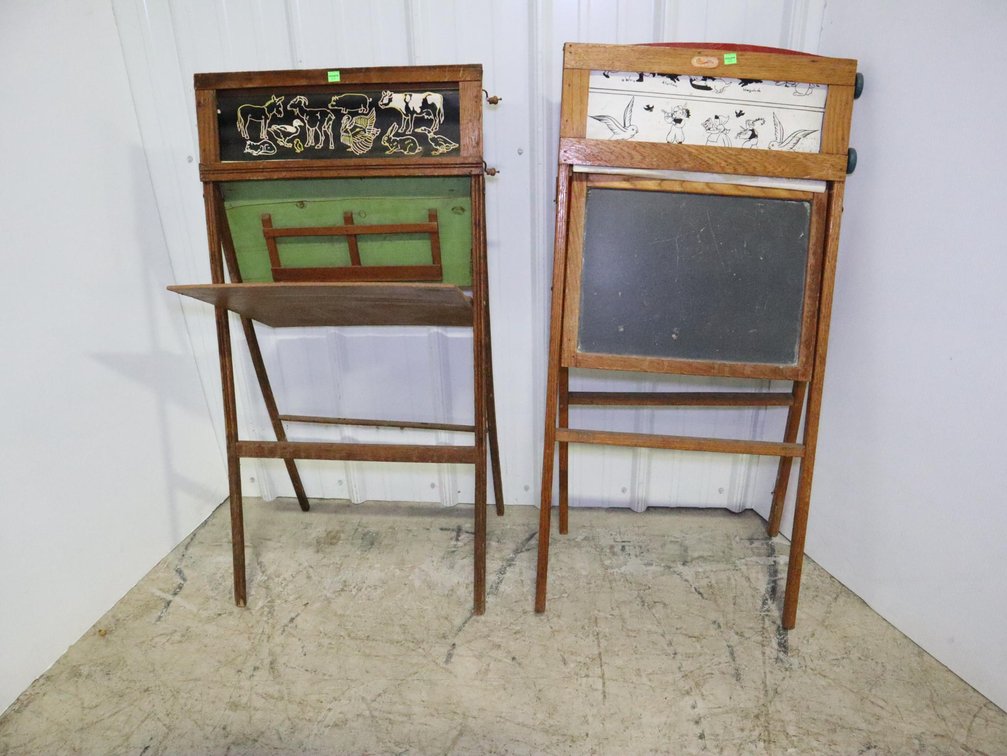 Child's Chalkboard Easels