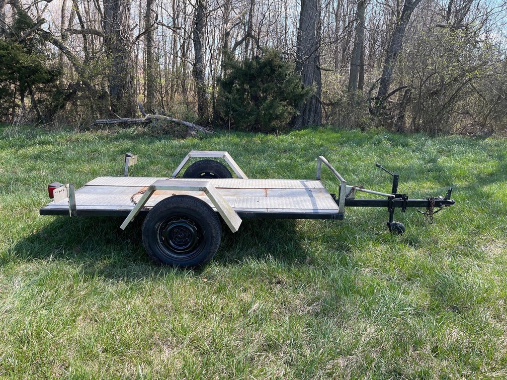 1986 4x8 Tilt Bed Utility Trailer