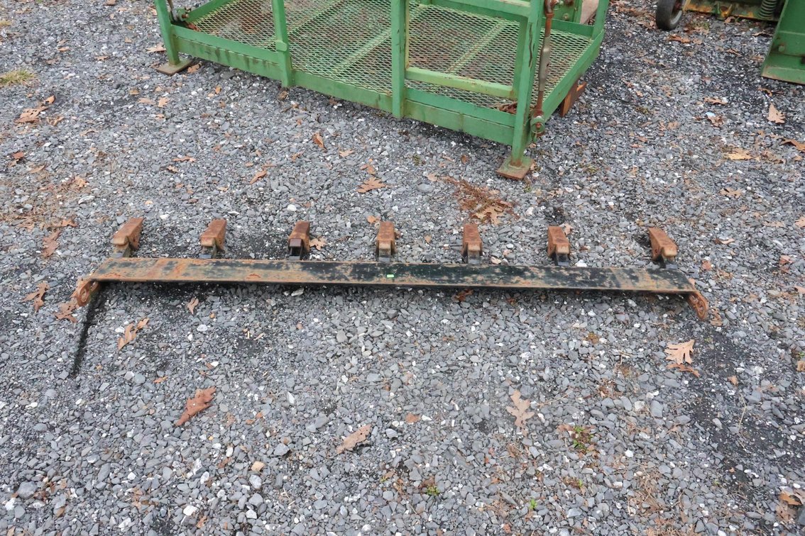 6' Bucket Tooth Bar
