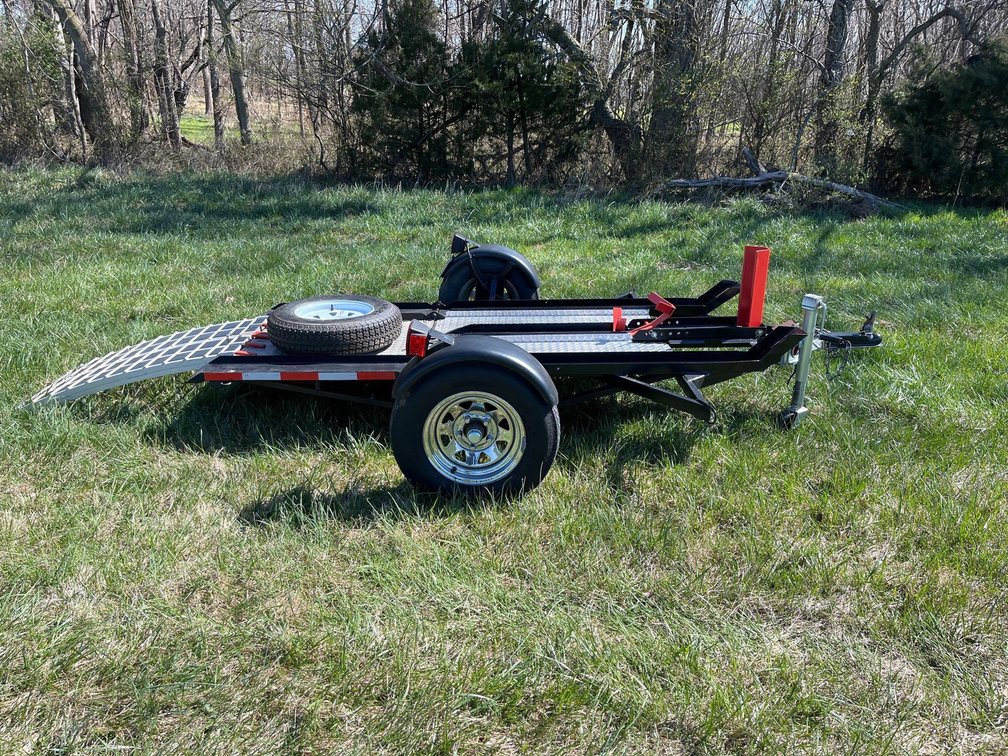2017 ATV/Motorcycle Trailer 2017 ATV/Motorcycle Trailer Titled as a 2017 homemade trailer back half folds in making for easier storage Clear VA title