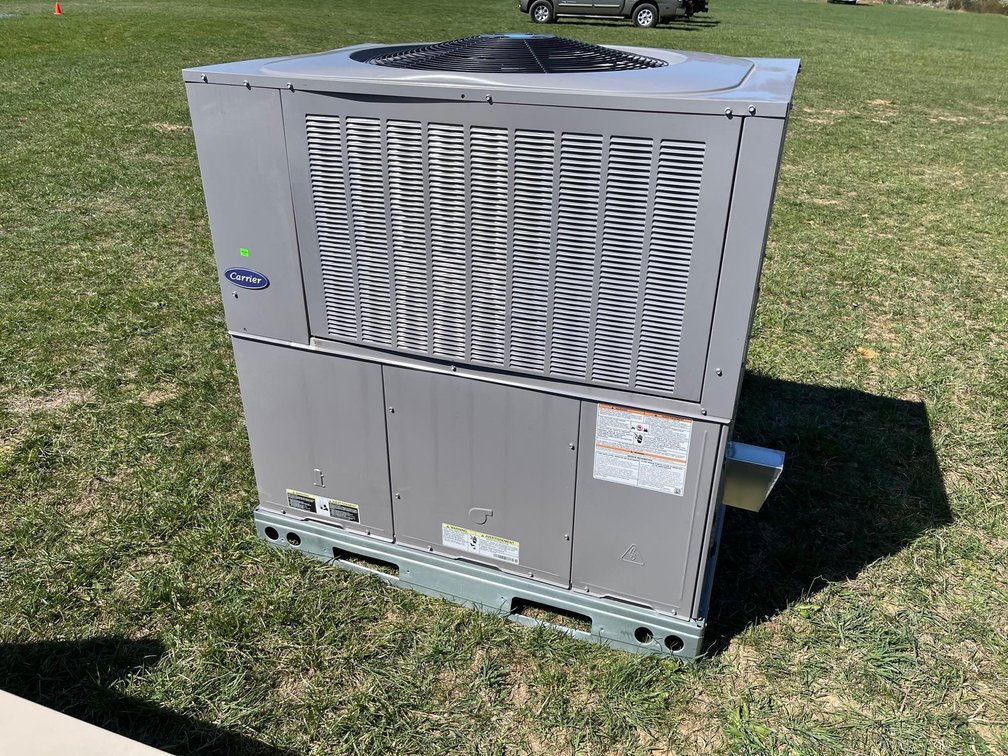 2023 Carrier Gas/AC Unit