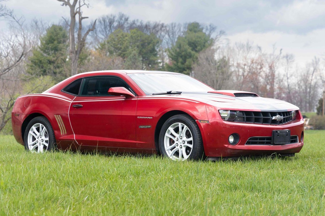 2013 Chevrolet Camaro, 71k Miles Year: 2013 Make: Chevrolet Model: Camaro Vehicle Type: Passenger Car Mileage: 71,999 miles Body Type: 2 Door Coupe Trim Level: 2LT Drive Line: RWD Engine Type: V6, 3.6L; DOHC 24V Fuel Type: Gasoline T