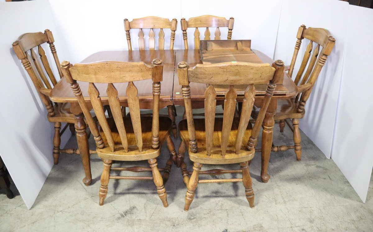 Extension Dining Table With One Extension Leaf and Six Chairs