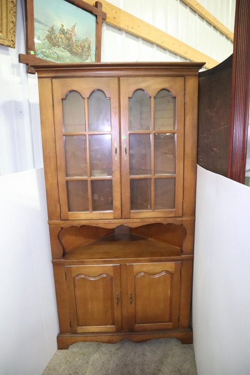 Corner Cabinet