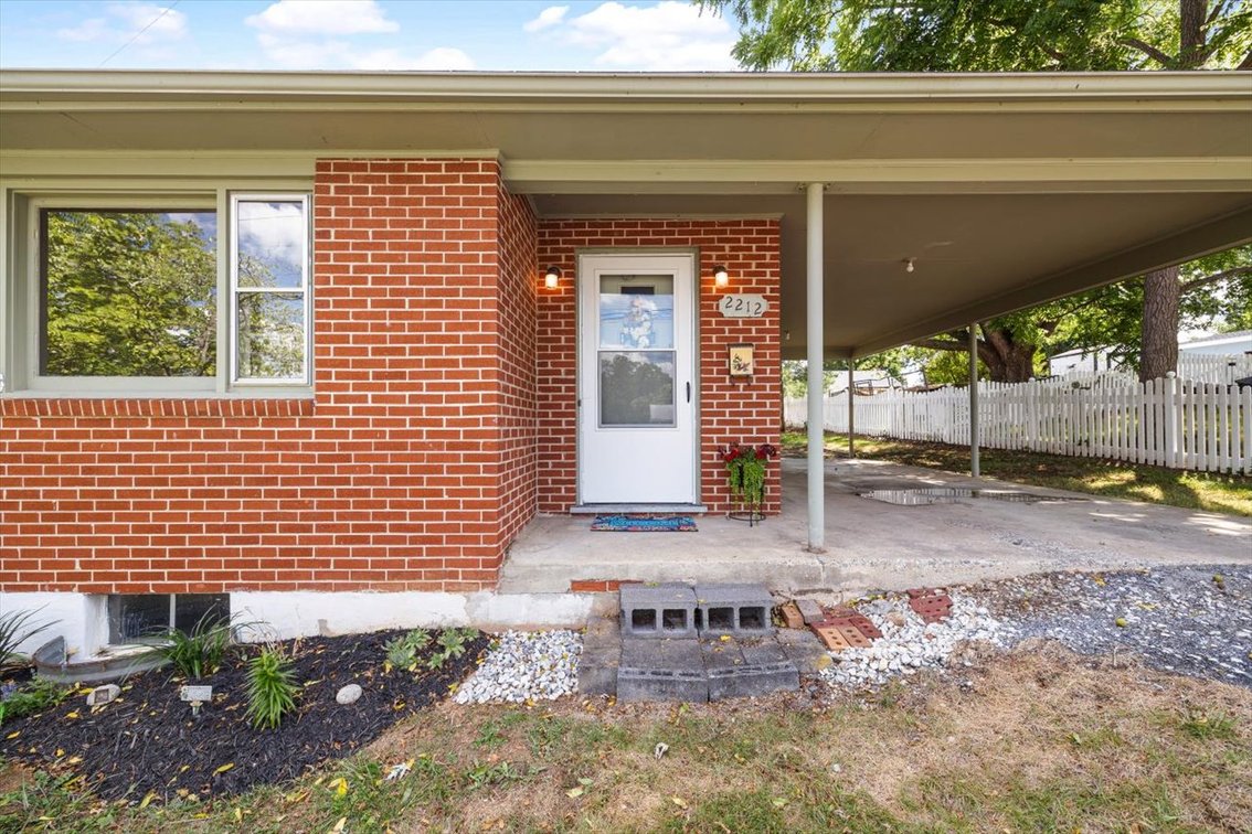 Image for Staunton City Home