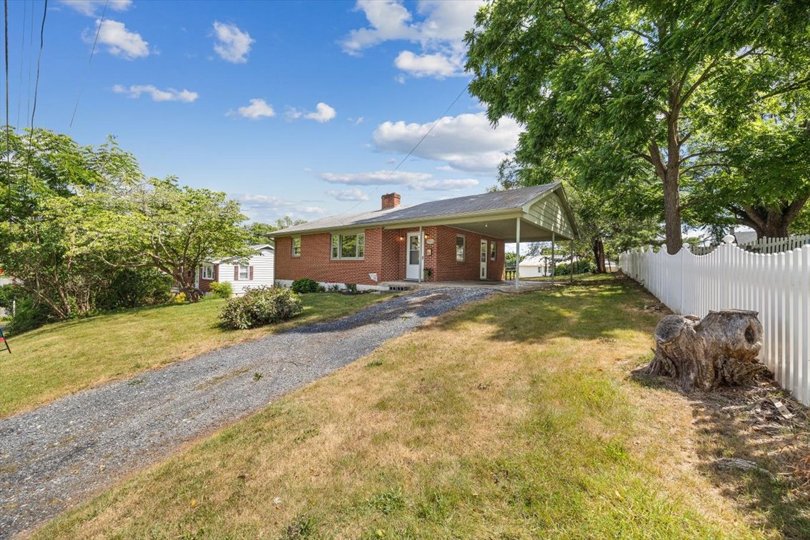 Image for Staunton City Home