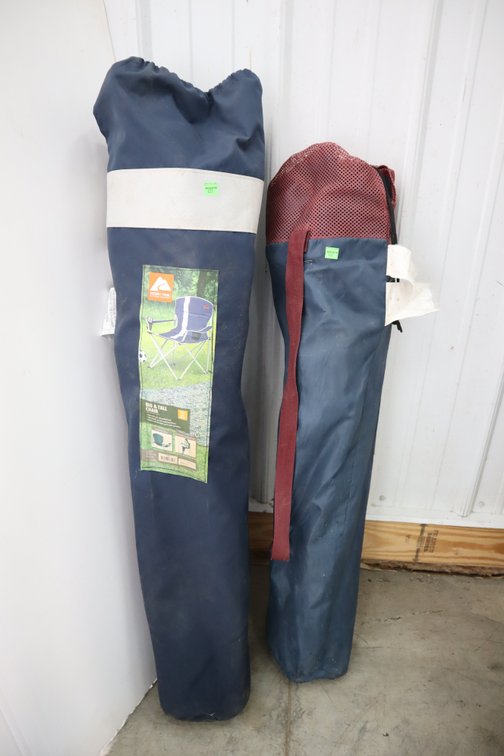 Pair of Folding Lawn Chairs