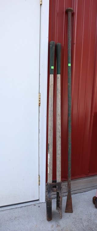 Post Hole Digger and Digging Iron