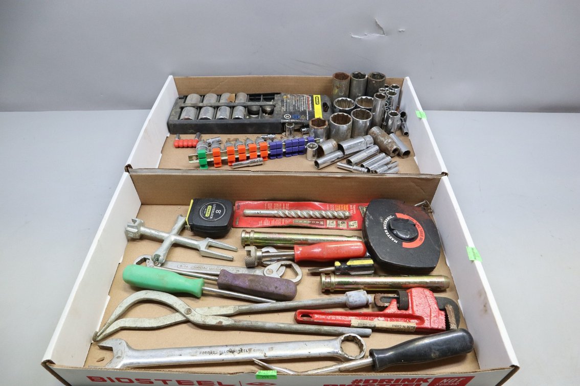Tools, Sockets, 100 Ft Tape