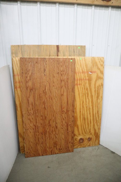 4 Pieces of Plywood, 5/8 Thick
