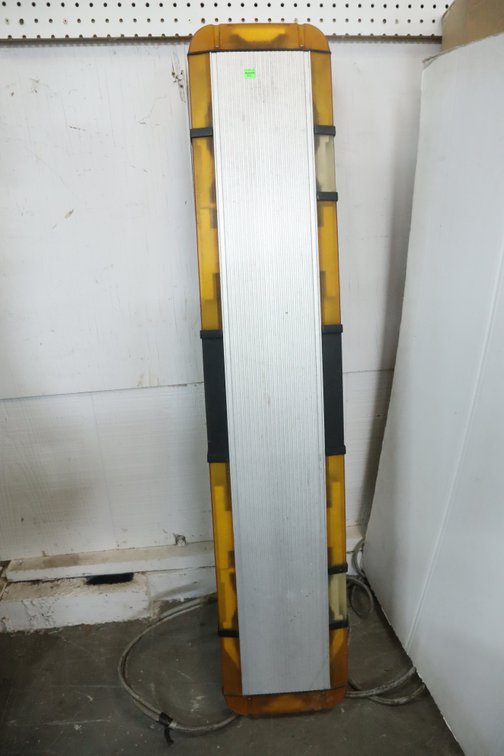 Roof Top Emergency Light Bar