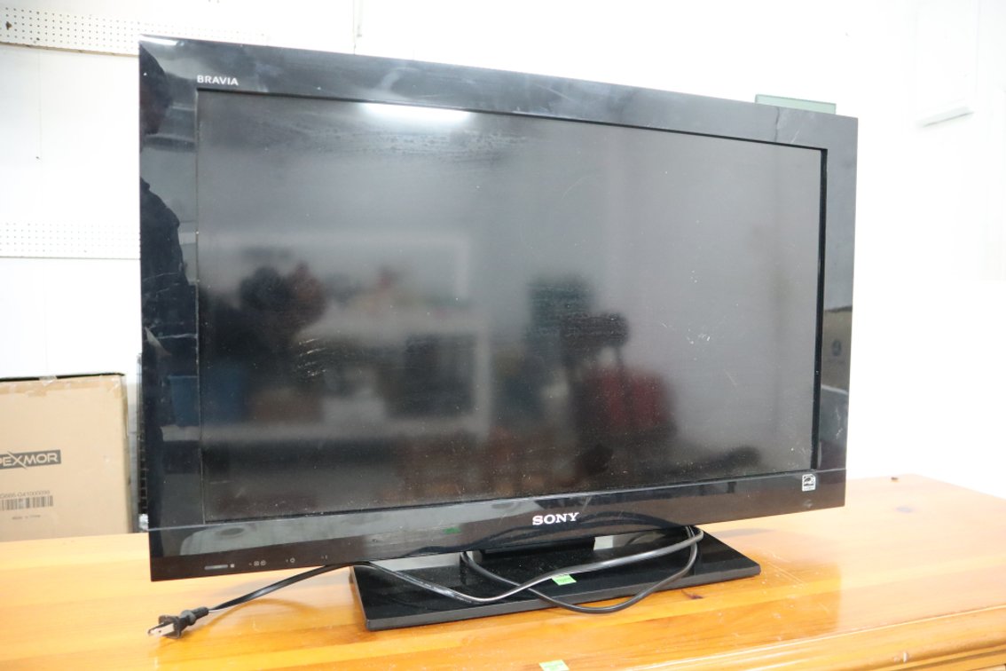 Sony 32-In Tv, No Remote