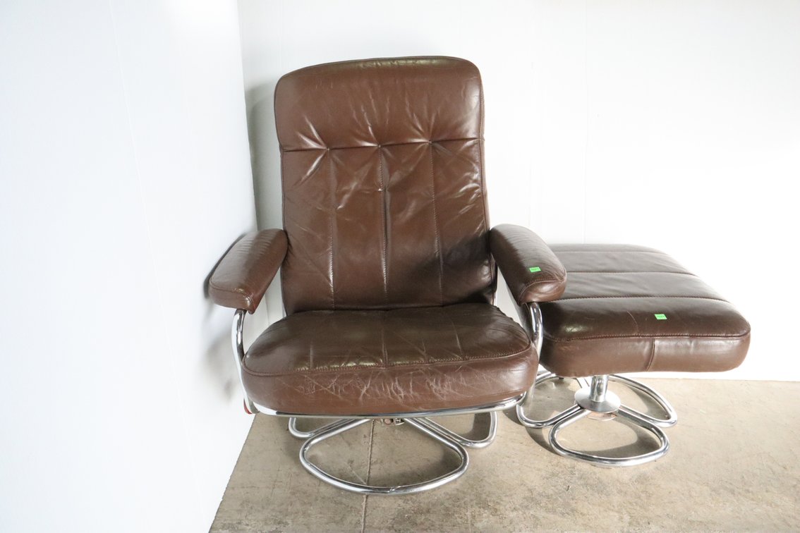 Skippers Furniture Stressless Reclining Chair With Ottoman, Made In Denmark