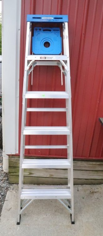 6 Ft Aluminum Step Ladder