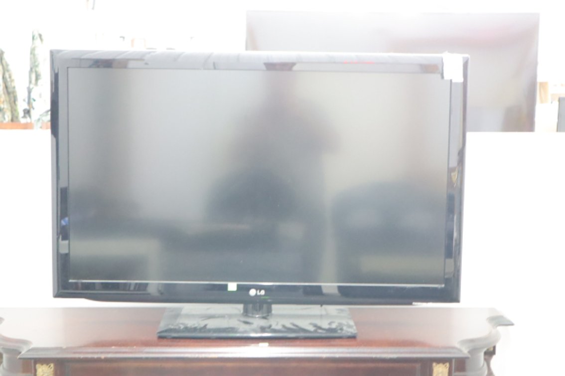 LG 42-In Tv, No Remote