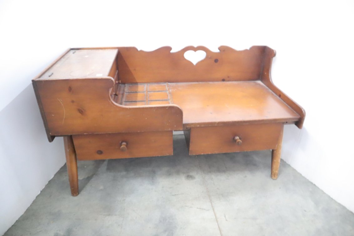 Antique Cobbler's Bench With Drawers
