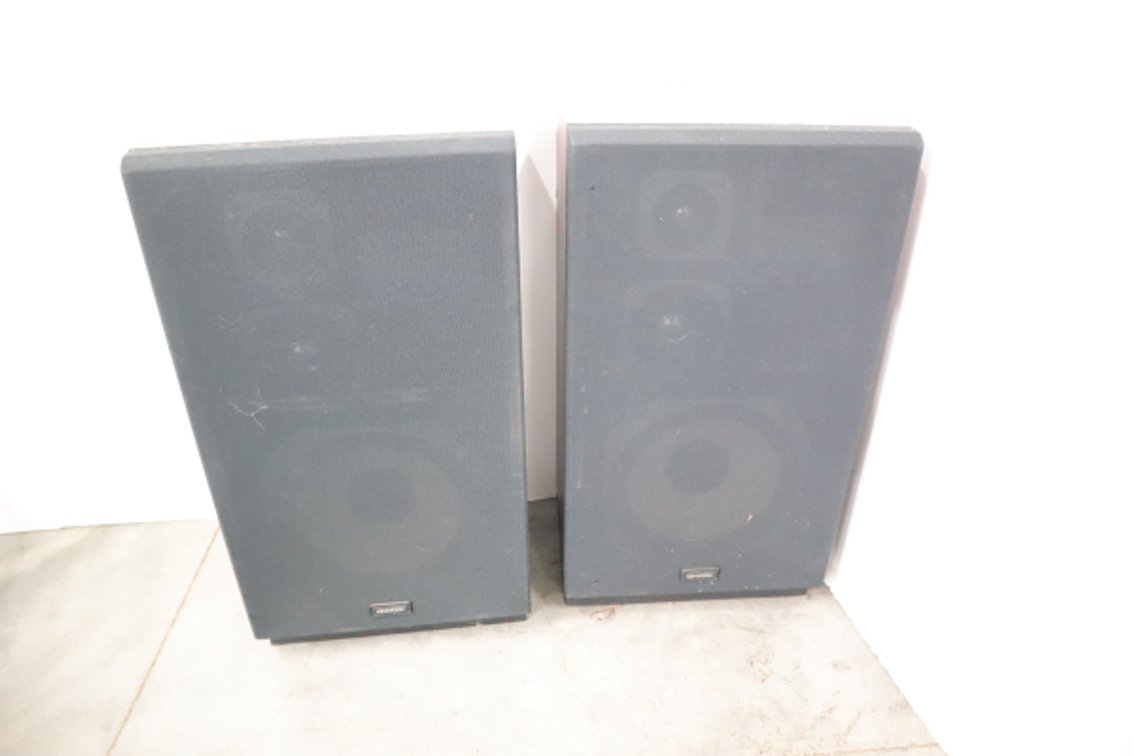 Pair of Kenwood Floor Speakers